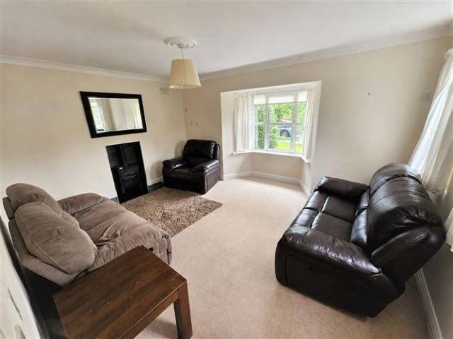 House to rent in Moneygold, Connacht