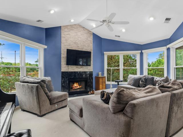 Townhouse for sale in Buffalo Grove, Illinois