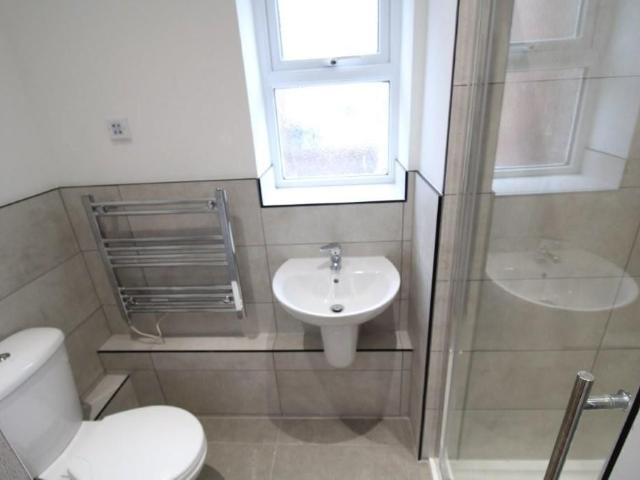 Studio for rent in Rodbourne, Swindon