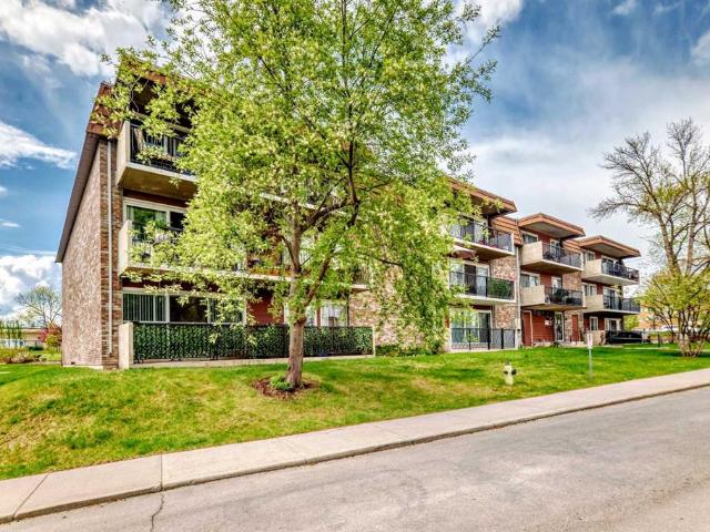 Apartment for sale in Northwest, Alberta