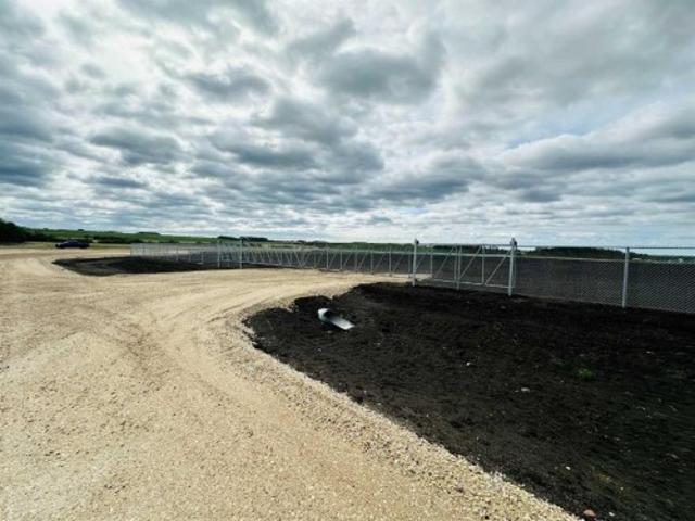 Commercial for sale in Woking, Alberta