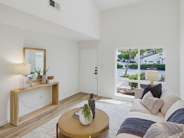 Townhouse for sale in La Mesa, California
