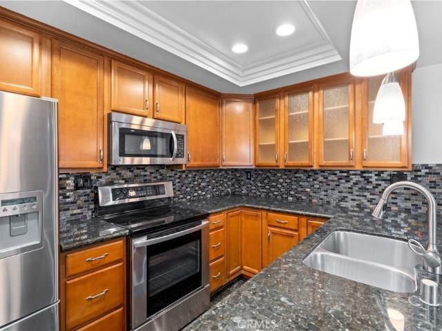 Condo for sale in Irvine, Oak Creek