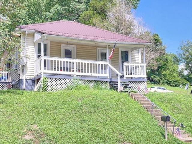 House for sale in Guernsey, Ohio