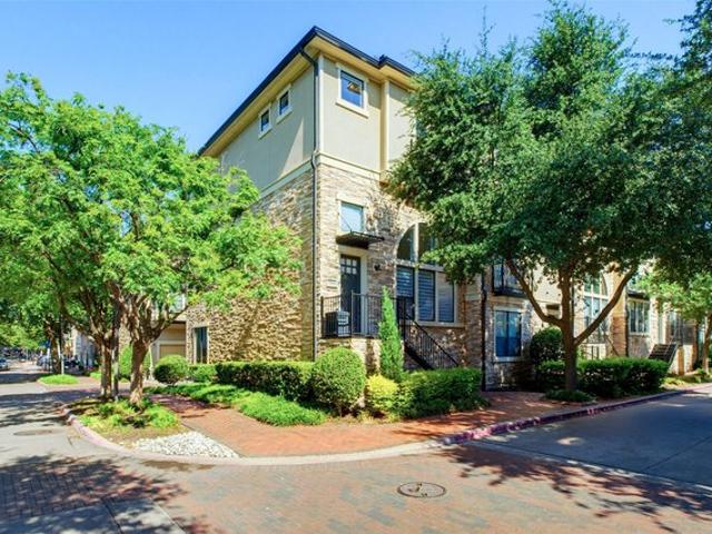 Townhouse for sale in Plano, Texas