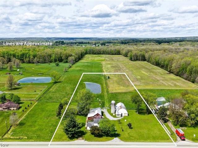 House for sale in West Farmington, Ohio