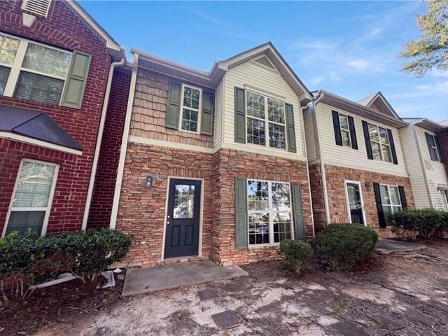 Townhouse for sale in Union City, Georgia