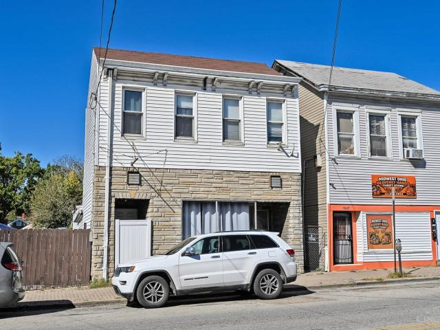 Commercial for sale in Carthage Neighborhood Business District, Cincinnati