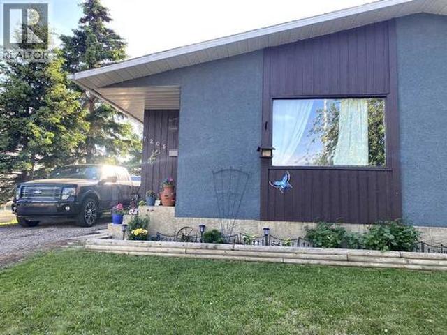 House for sale in Grande Prairie, Alberta