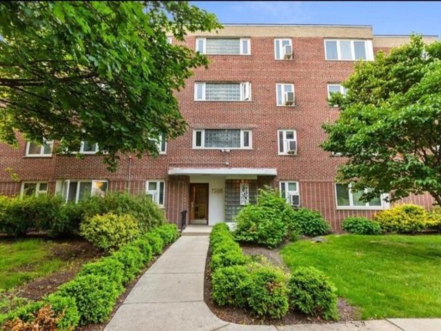 Condo for sale in River Forest, Illinois