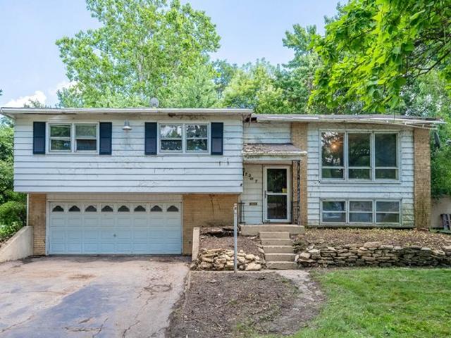 House for sale in Woodridge, Illinois