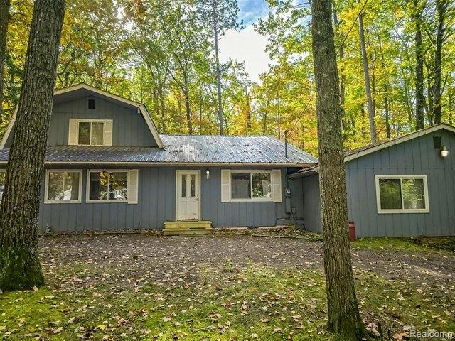 House for sale in Indian River, Michigan