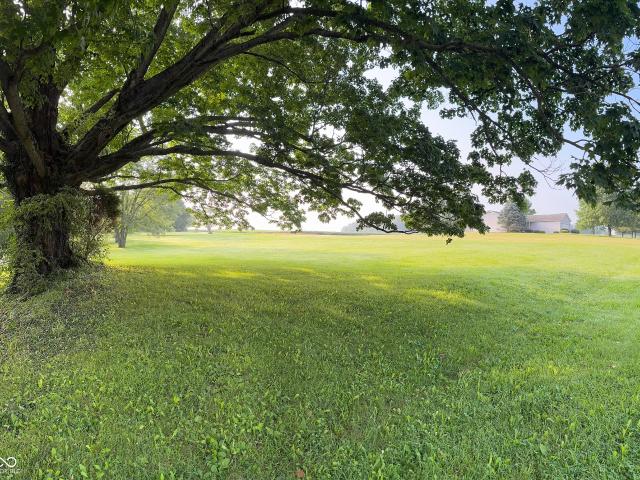 Property for sale in Lizton, Indiana