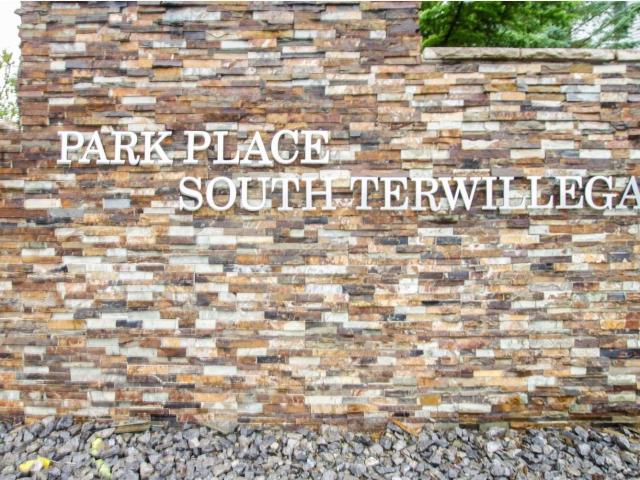 Apartment for sale in Wedgewood, Alberta