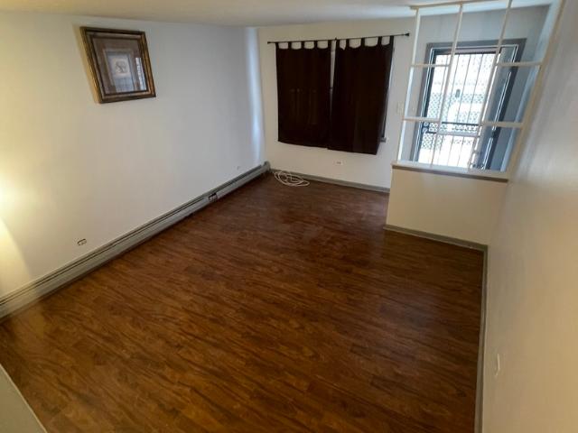 Townhouse for sale in Chicago Park, Illinois