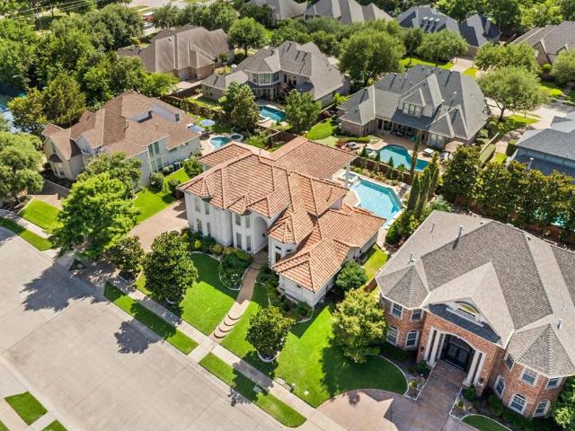 House for sale in Colleyville