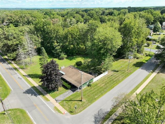 House for sale in Oneida, New York