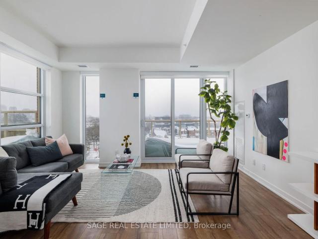 Condo for sale in Toronto, Golden Horseshoe