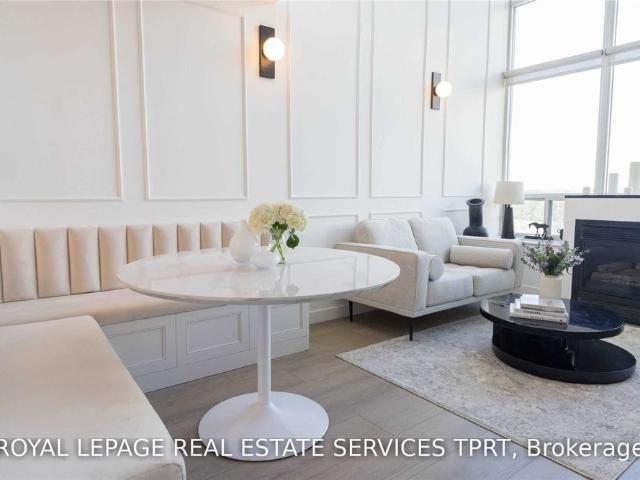 House for rent in Etobicoke—Lakeshore, Toronto