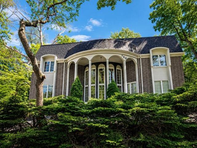 House for sale in Dyer, Indiana