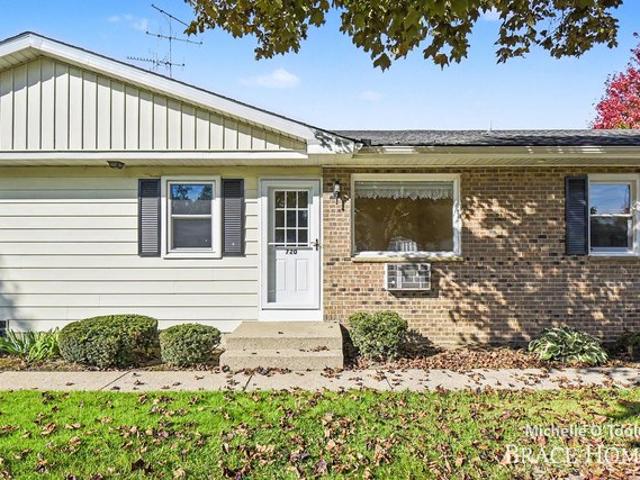 Condo for sale in Kentwood, Kent County
