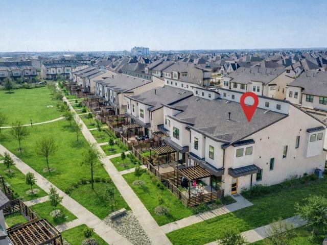 Townhouse for sale in Denton, Texas