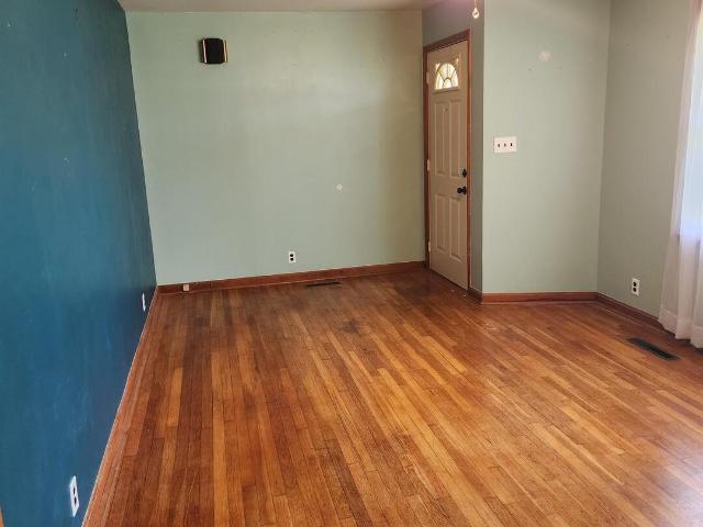 House for sale in Flora, Illinois