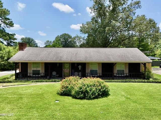 House for sale in Pearl, Mississippi