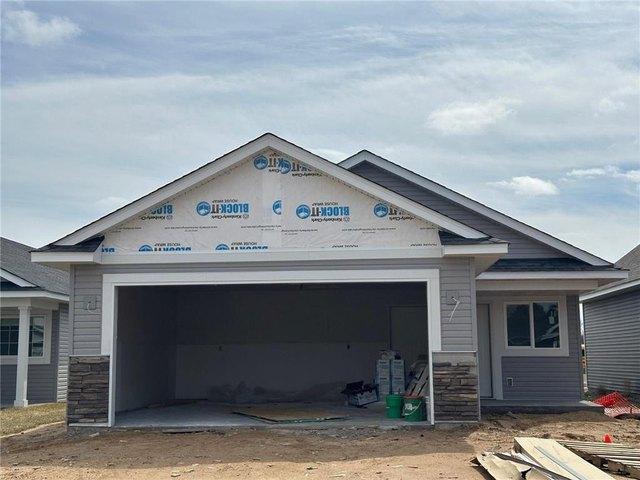 House for sale in Isanti, Minnesota