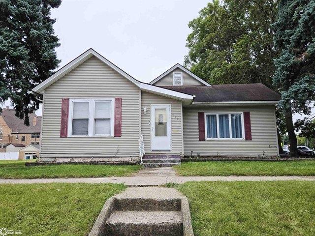 House for sale in Webster City, Iowa