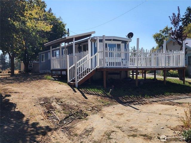House for sale in Waterville, Douglas County