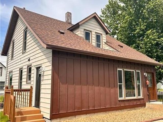 House for sale in Bird Island, Minnesota