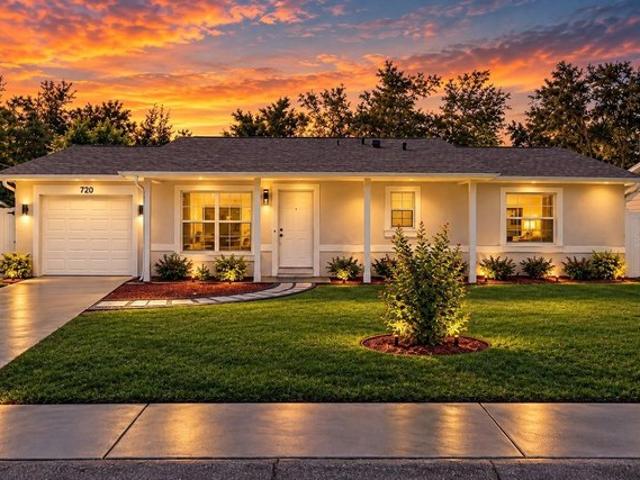 House for sale in Longdale, Longwood