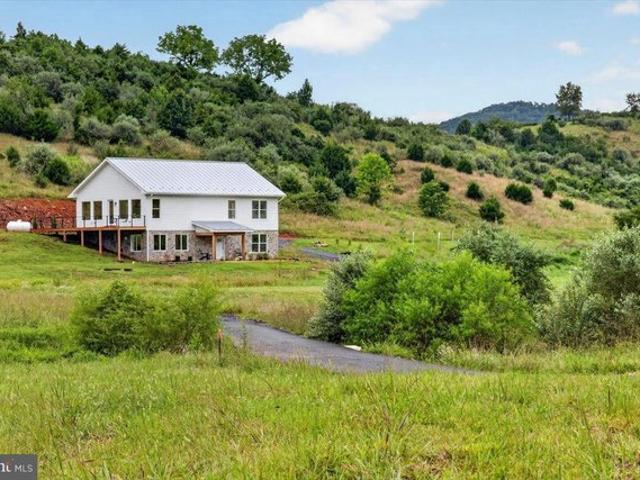 House for sale in Bentonville, Warren County