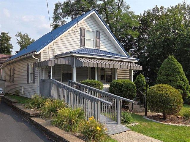 House for sale in Brackenridge, Pennsylvania