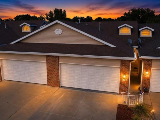 Townhouse for sale in Norwalk, Iowa