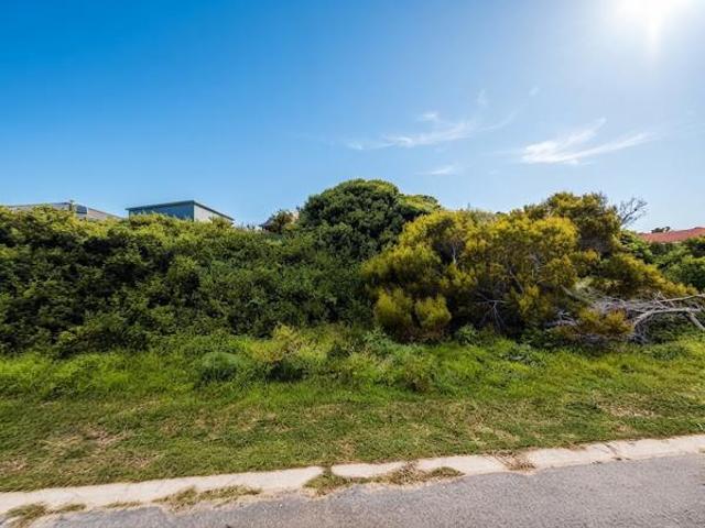 Land for sale in Cape St Francis, Eastern Cape