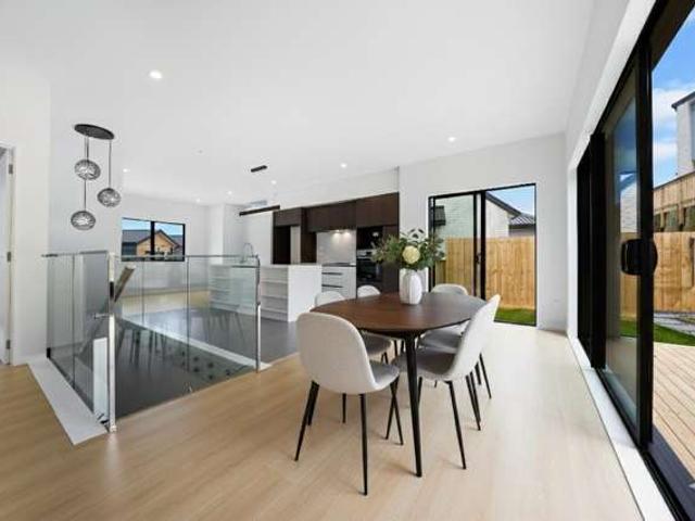 House for sale in Whangaparaoa