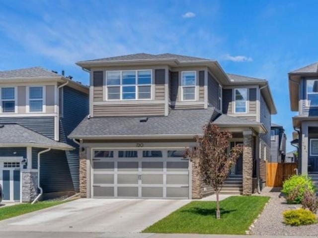 House for sale in Airdrie, Alberta