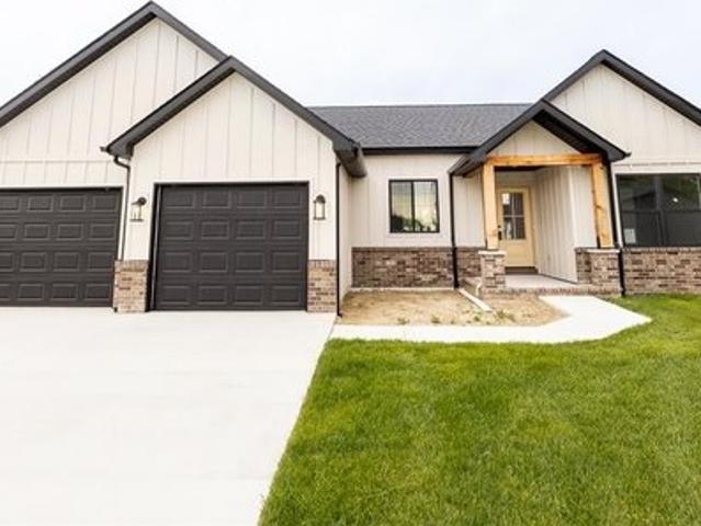 House for sale in Mascoutah, Illinois