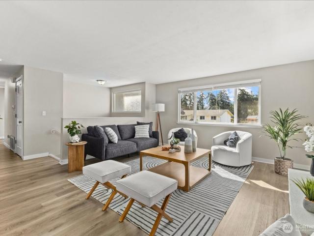 House for sale in Oak Harbor, Washington
