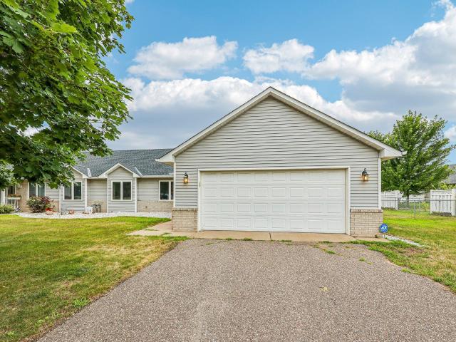 House for sale in Isanti, Minnesota