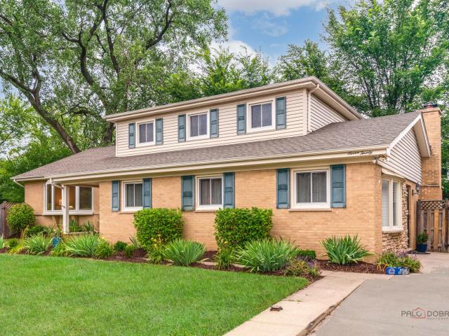 House for sale in Libertyville, Illinois