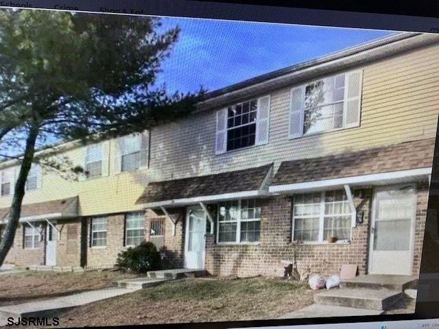 Townhouse for sale in Absecon, Atlantic County