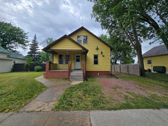 House for sale in Scotland, South Dakota