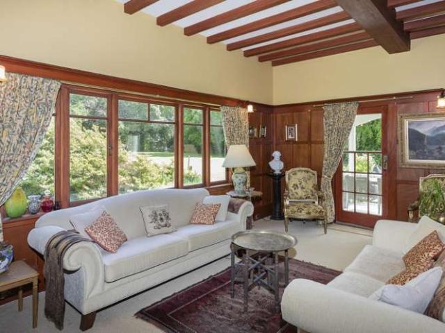 Property for sale in Windwhistle, Canterbury