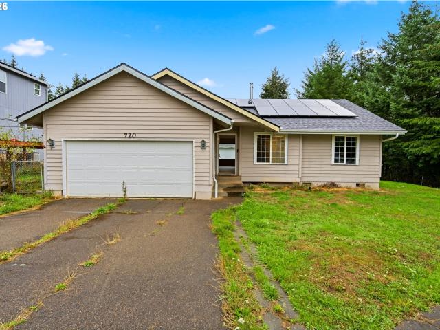 House for sale in Willamina, Polk County
