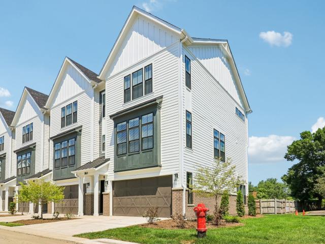 Property for rent in Deerfield, Illinois