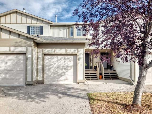 House for sale in Airdrie, Alberta