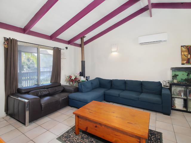 House for sale in Crestmead, Greater Brisbane